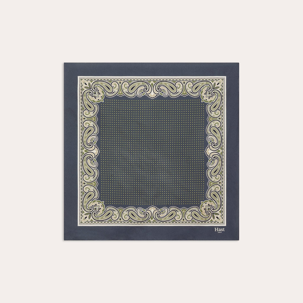 Foulard en soie navy à motifs