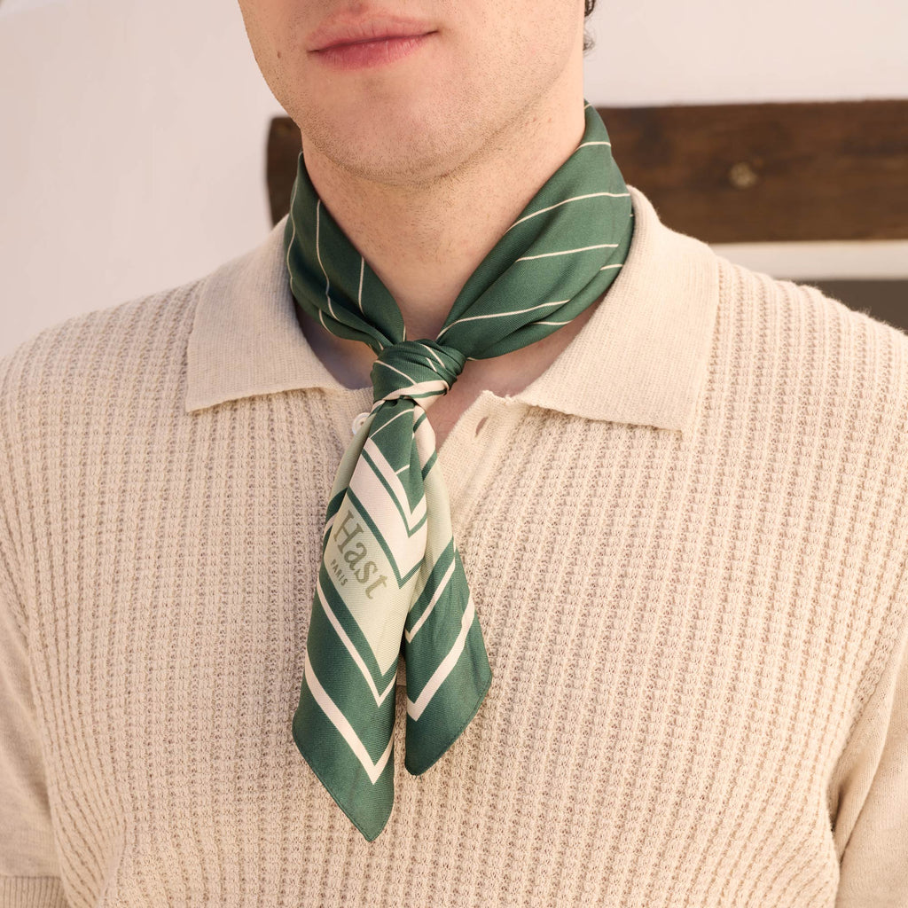 Foulard en soie rayé vert