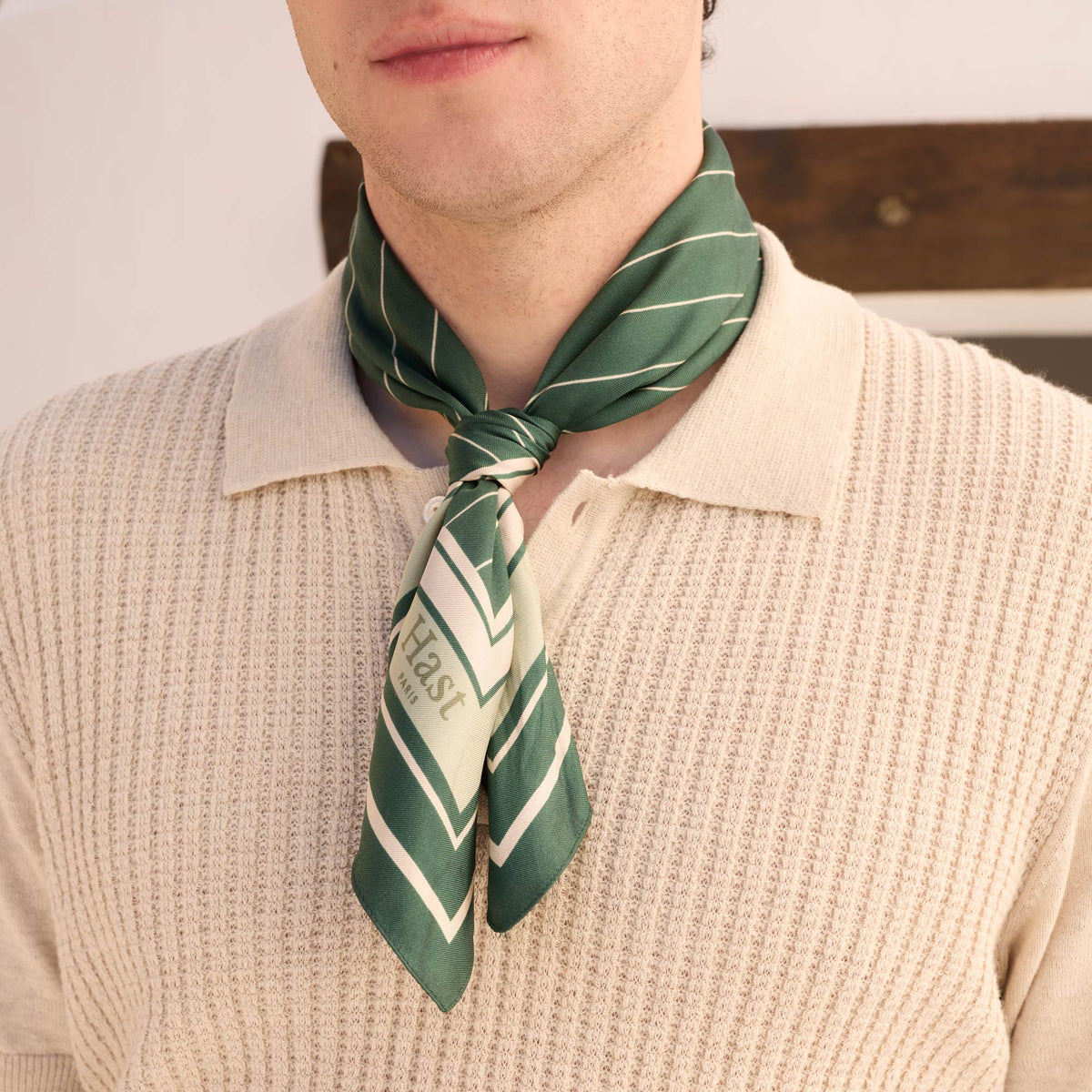 Foulard en soie rayé vert