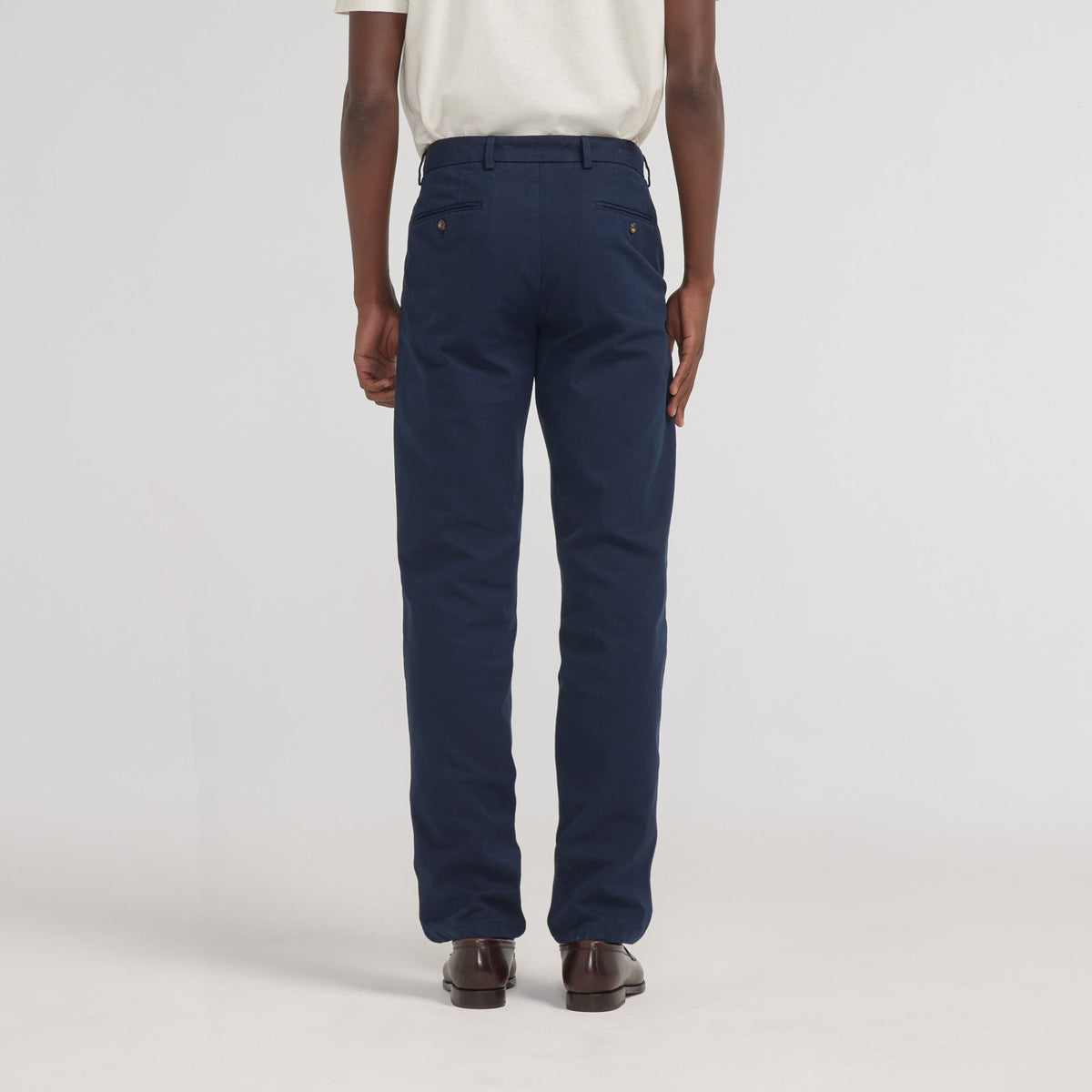 Chino droit bleu marine