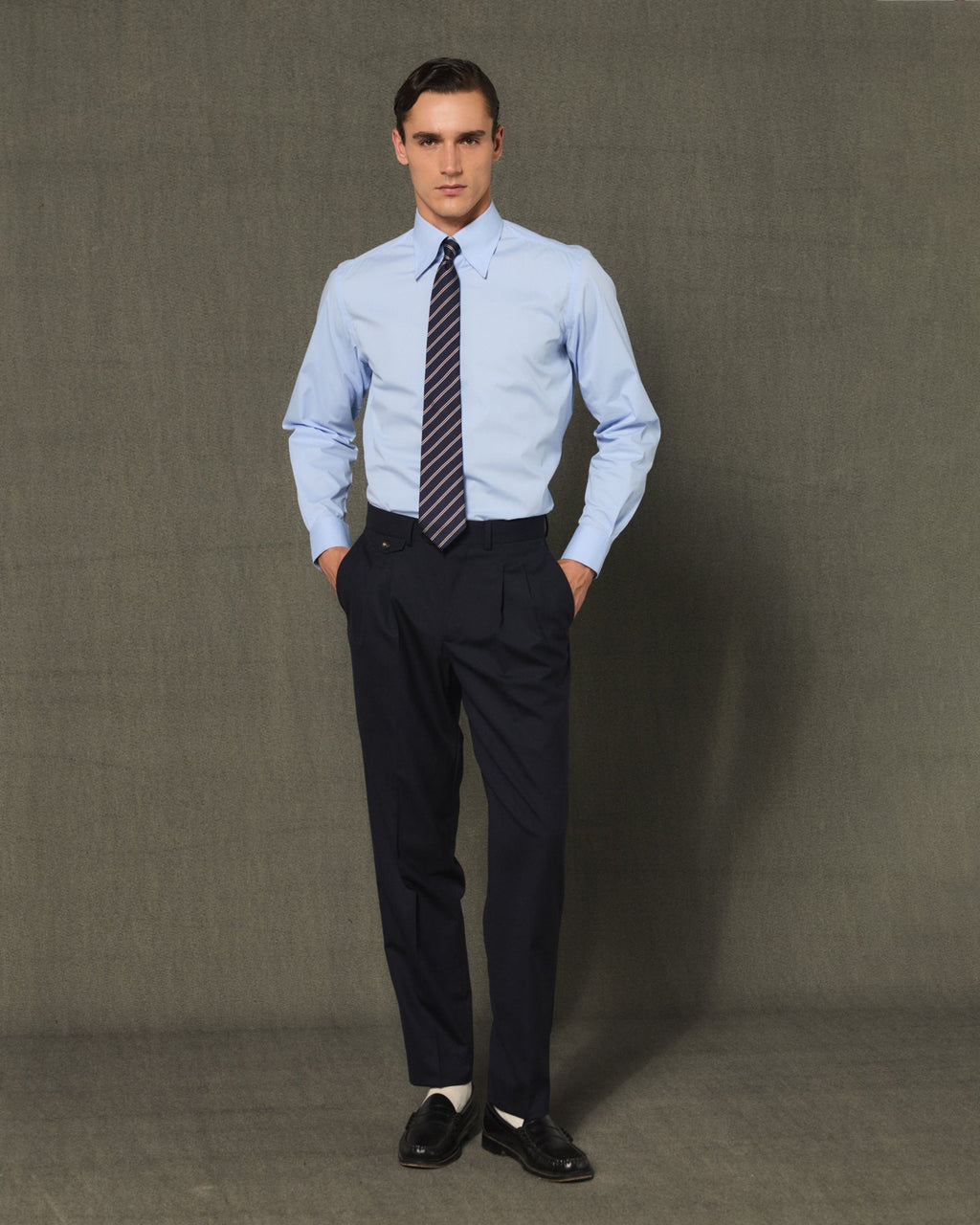 Chemise formelle en popeline de coton bleu