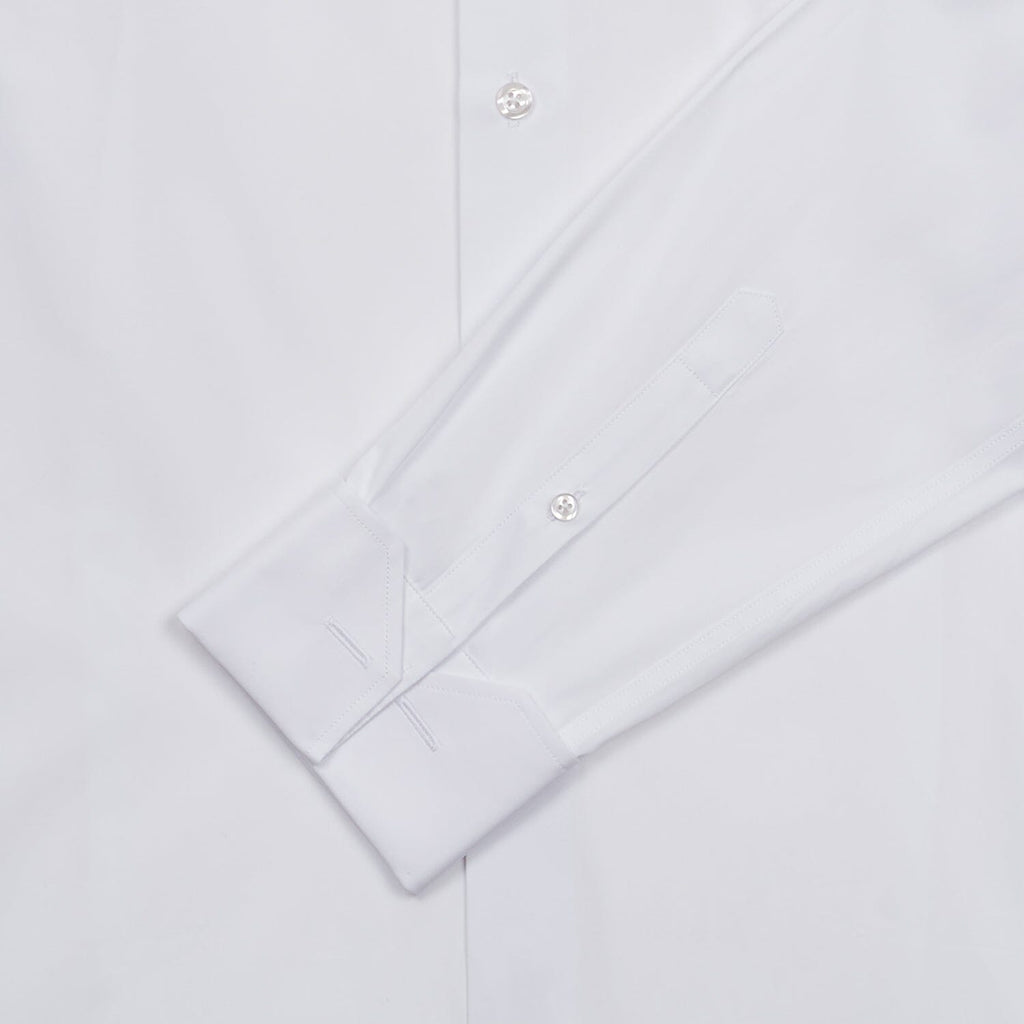 Chemise cintrée en popeline double retors blanche à poignets mousquetaires