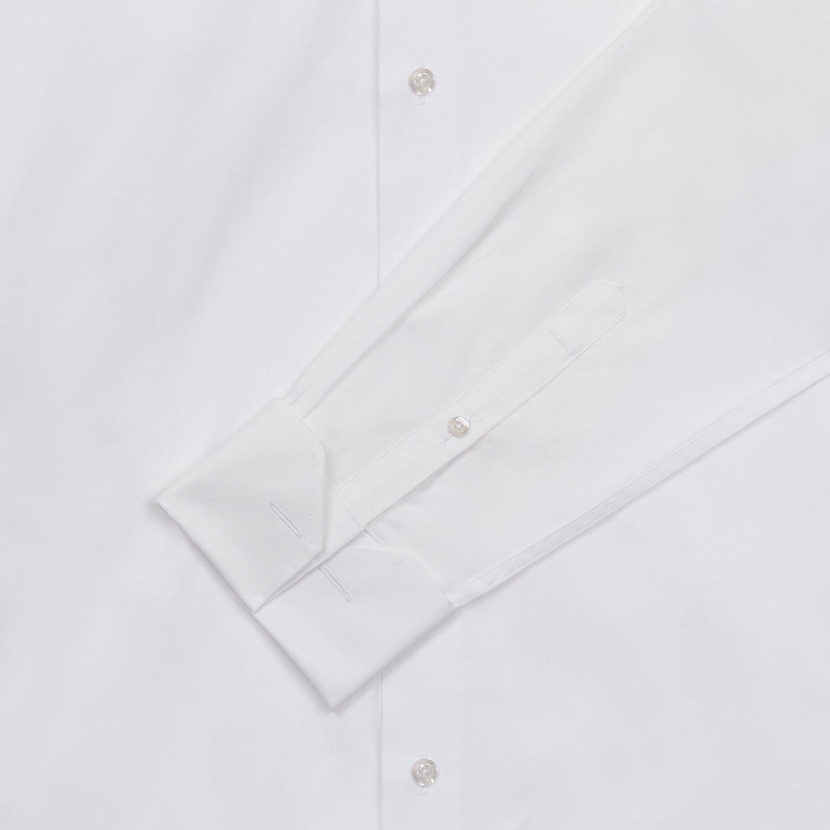 Chemise en oxford double retors blanche à poignets mousquetaires