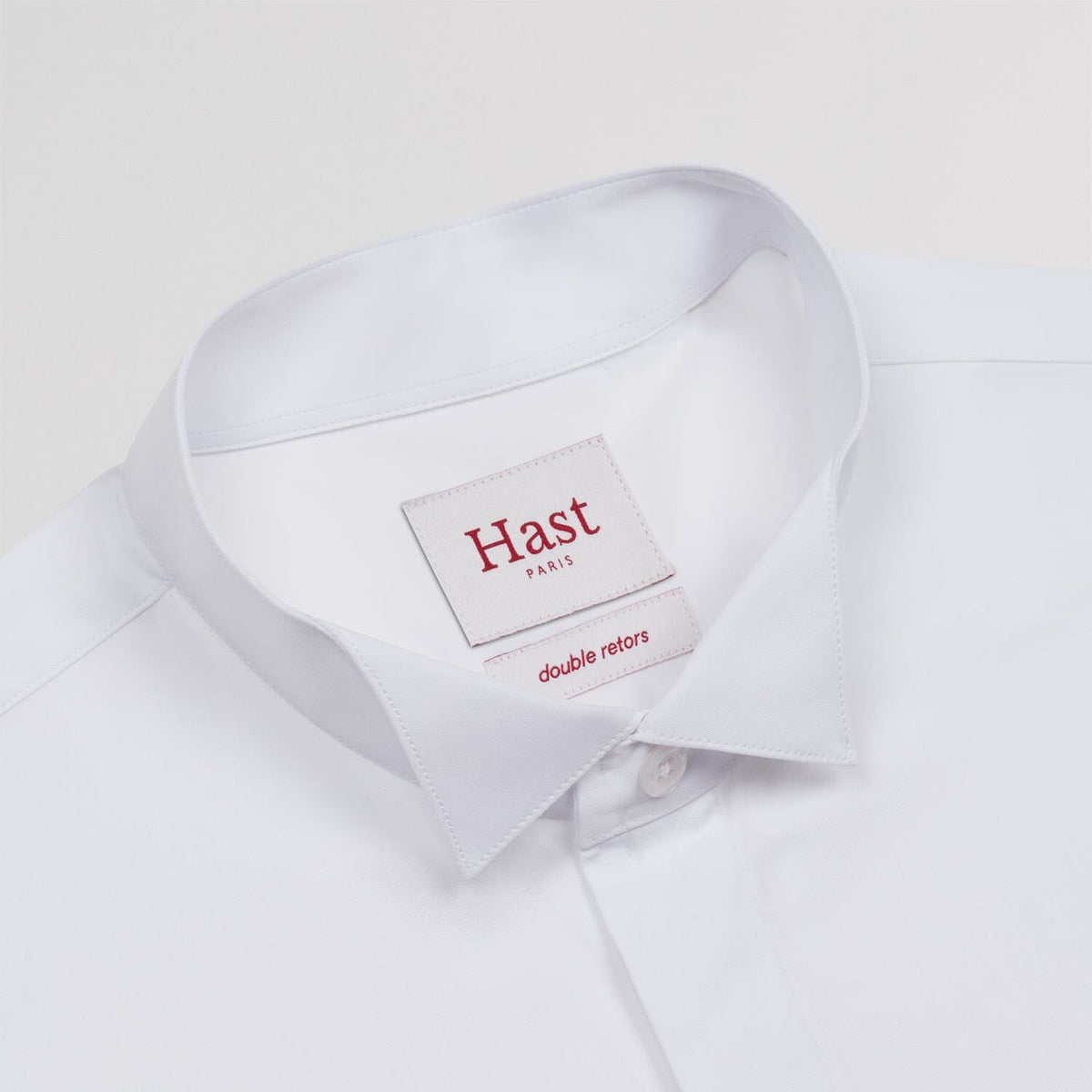 Chemise cintrée en popeline double retors blanche à poignets mousquetaires