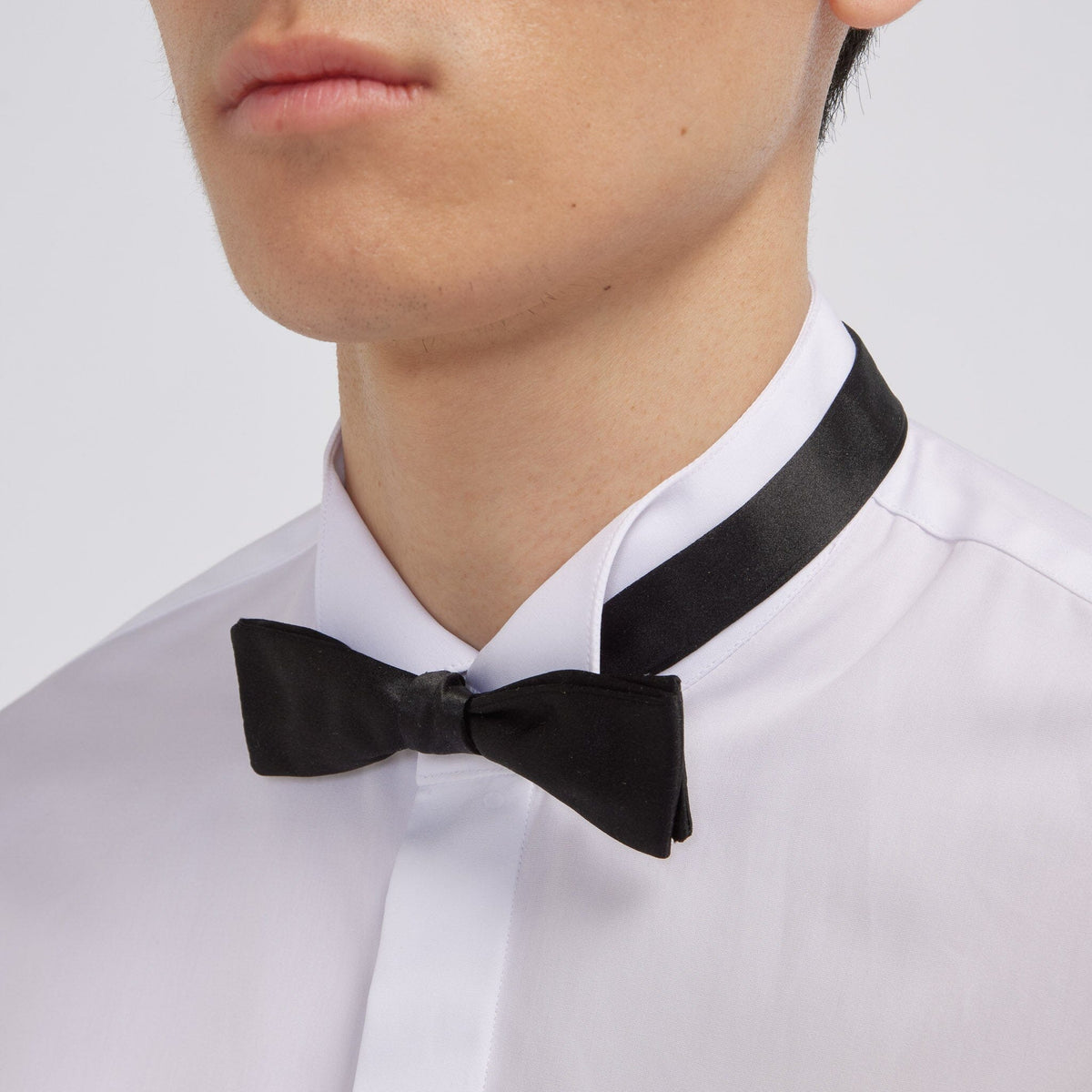Chemise en popeline double retors blanche à poignets mousquetaires