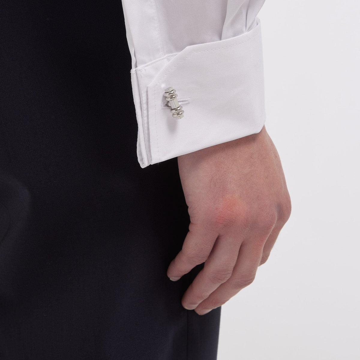 Chemise cintrée en popeline double retors blanche à poignets mousquetaires