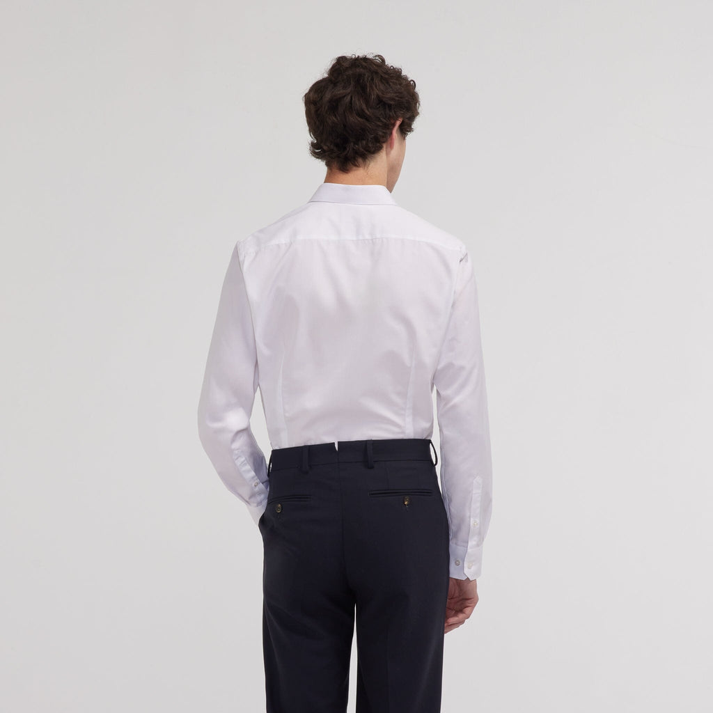 Chemise grande longueur cintrée en popeline blanche