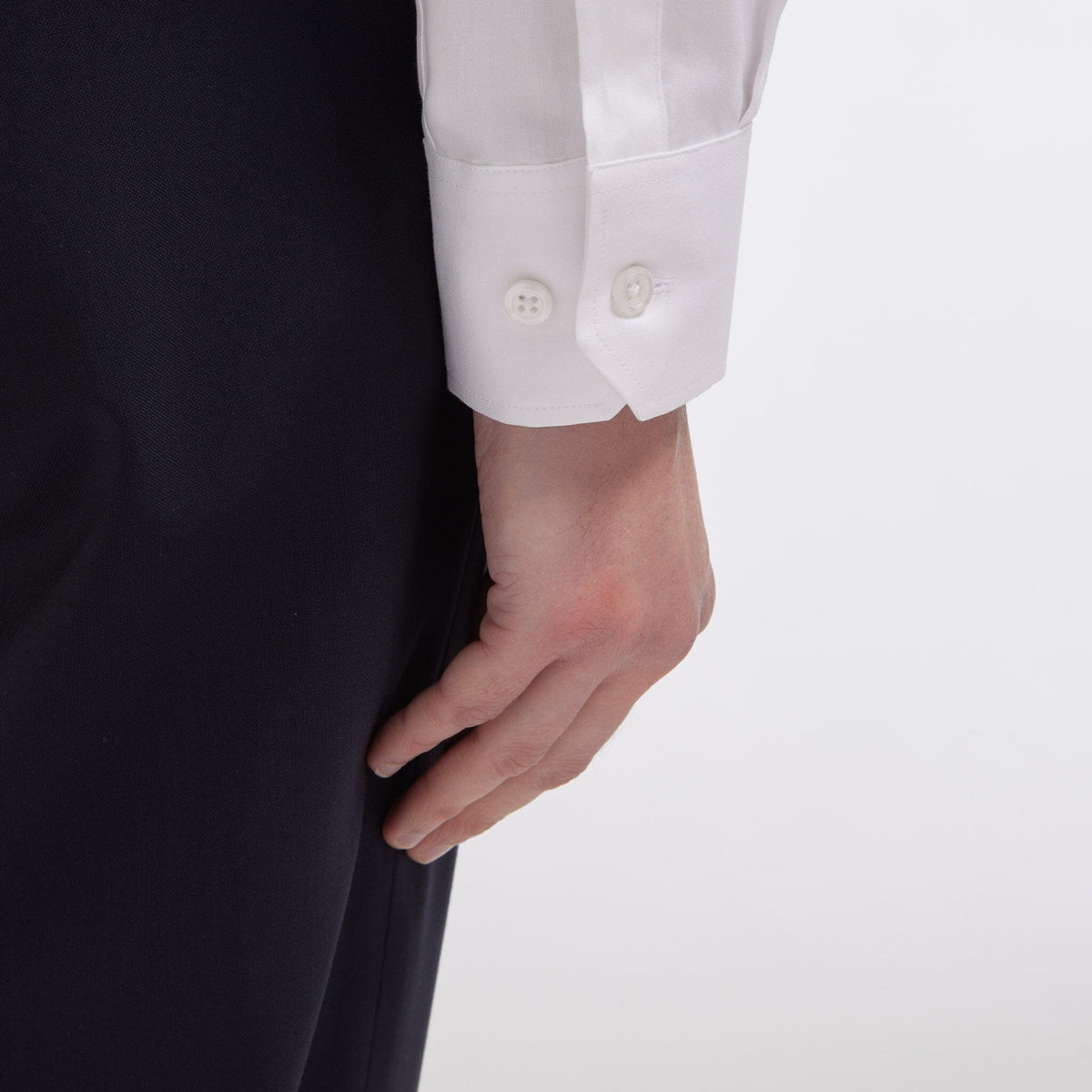 Chemise grande longueur cintrée en oxford blanche