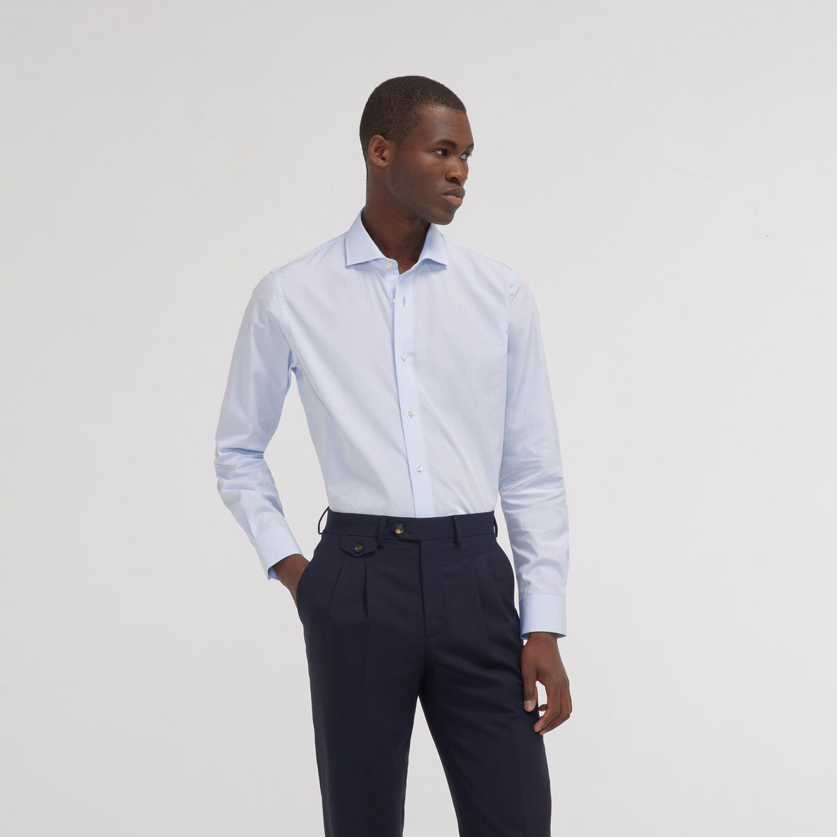 Chemise grande longueur cintrée en popeline bleu ciel