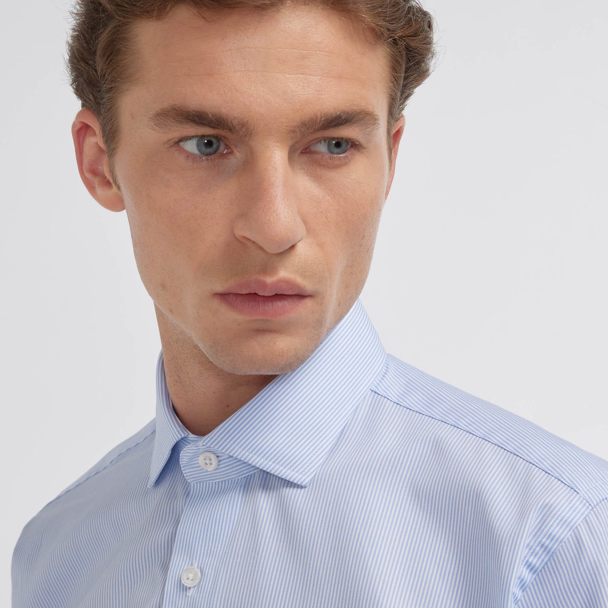 Chemise grande longueur en popeline à petites rayures bleu ciel