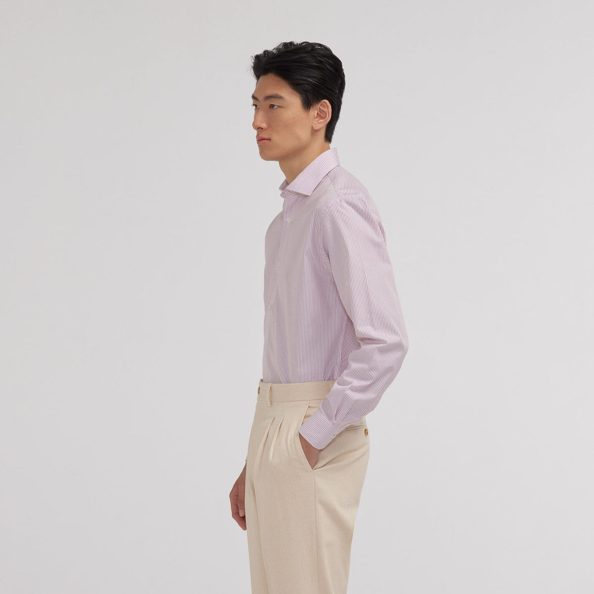 Chemise en popeline double retors à fines rayures rouges