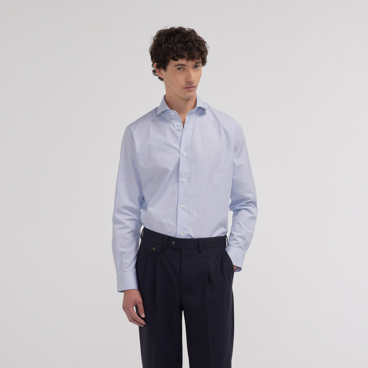 Chemise cintrée en popeline double retors à carreaux bleu foncé