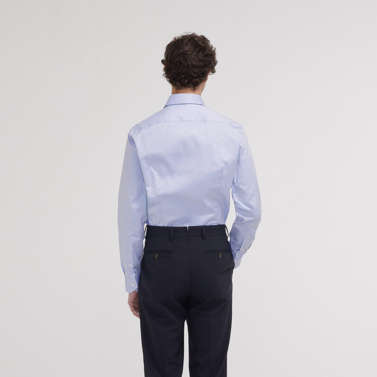 Chemise grande longueur cintrée en twill bleue