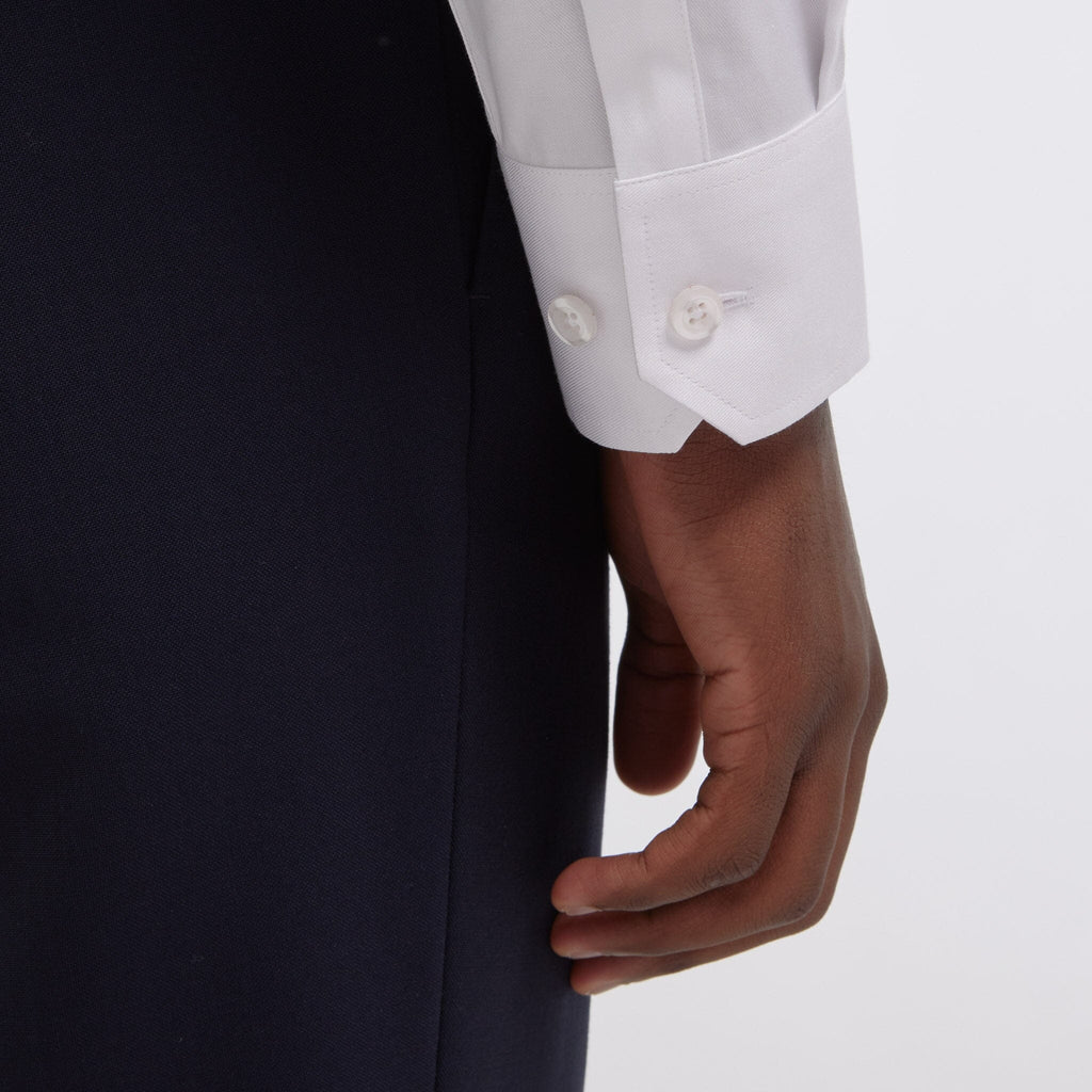 Chemise grande longueur cintrée en twill blanche