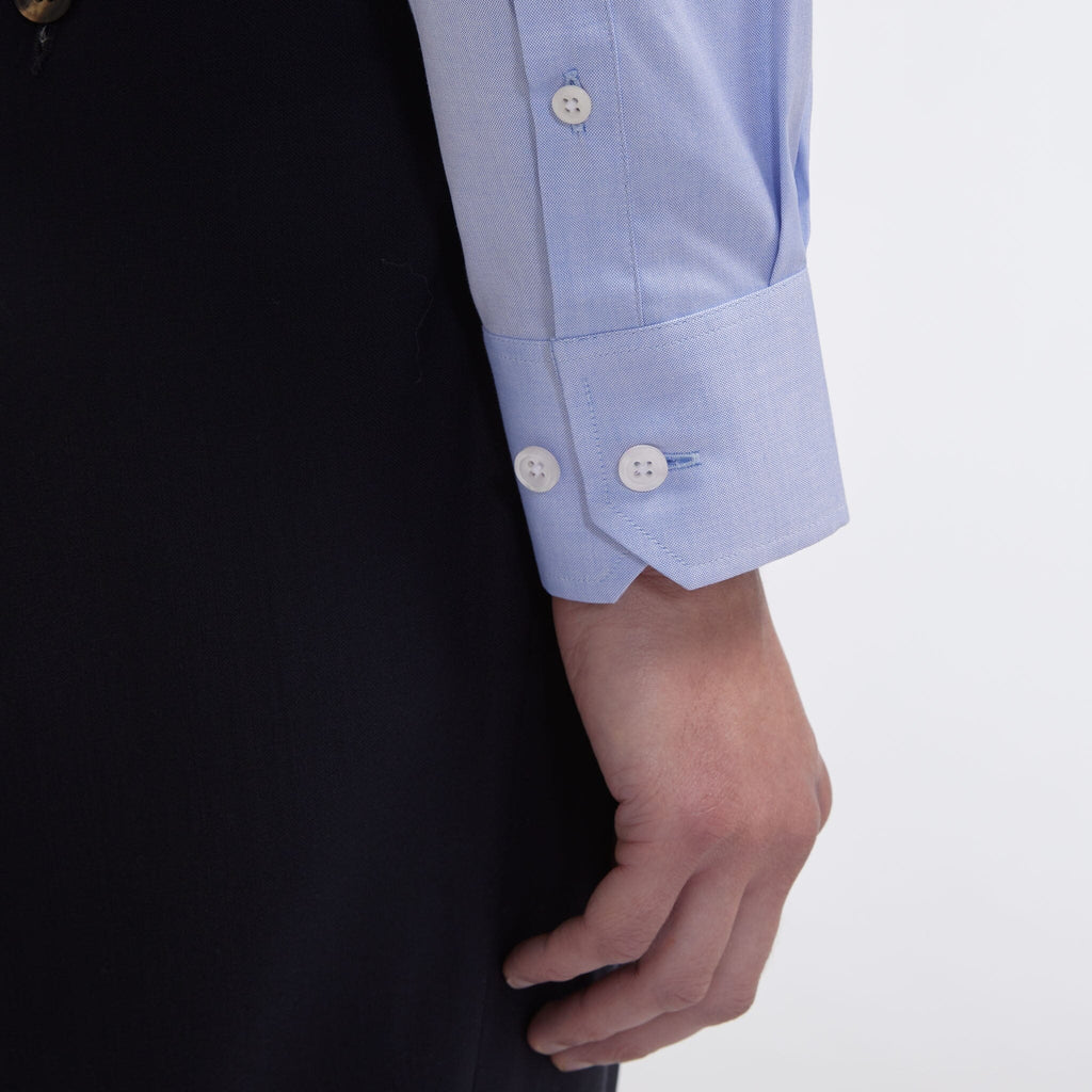 Chemise grande longueur cintrée en oxford bleue