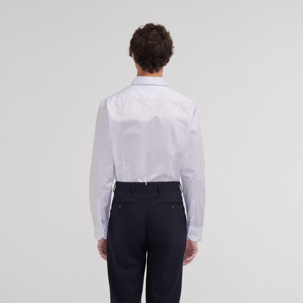 Chemise cintrée en twill double retors à fines rayures bleues