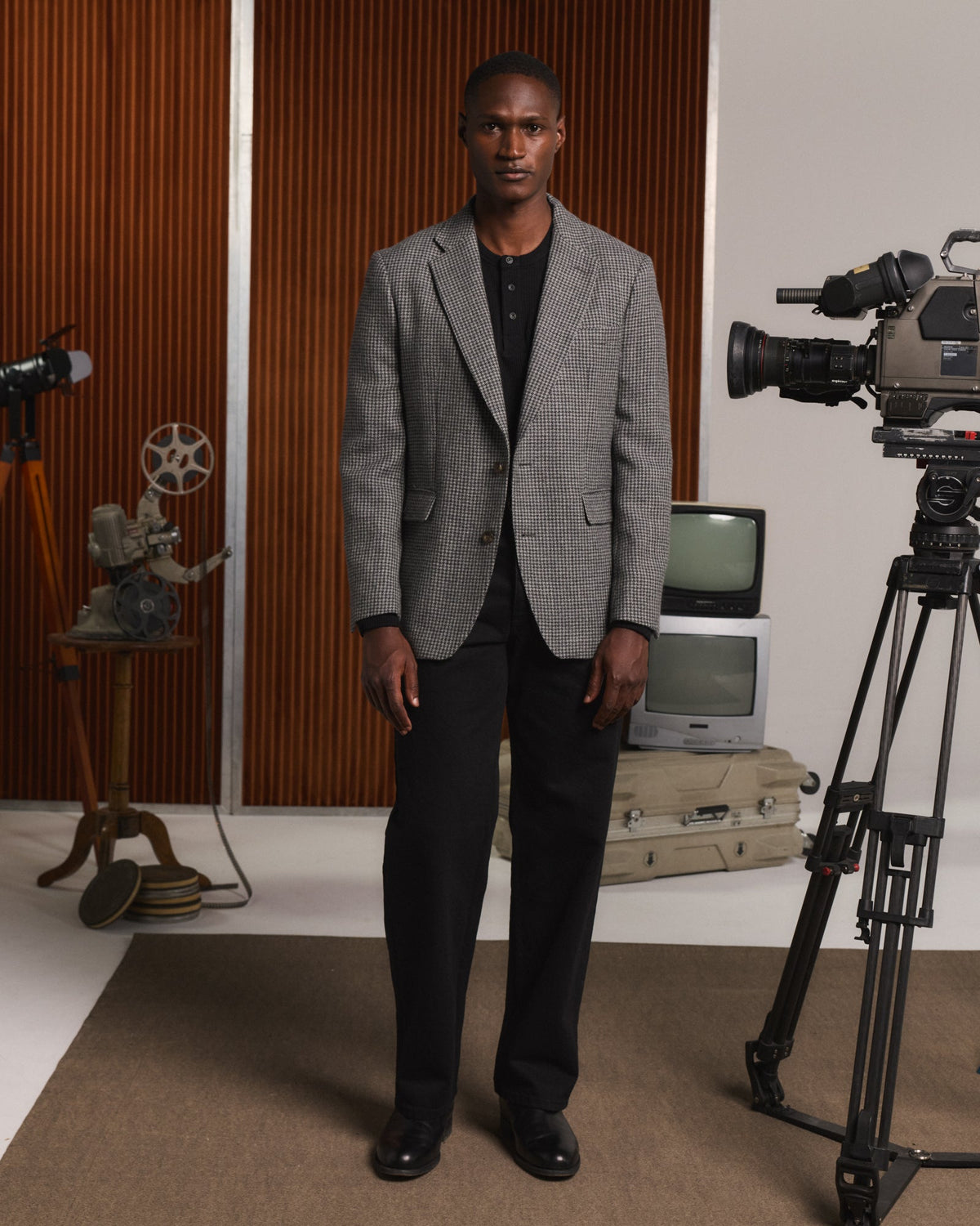 Veste en laine pied-de-poule grise