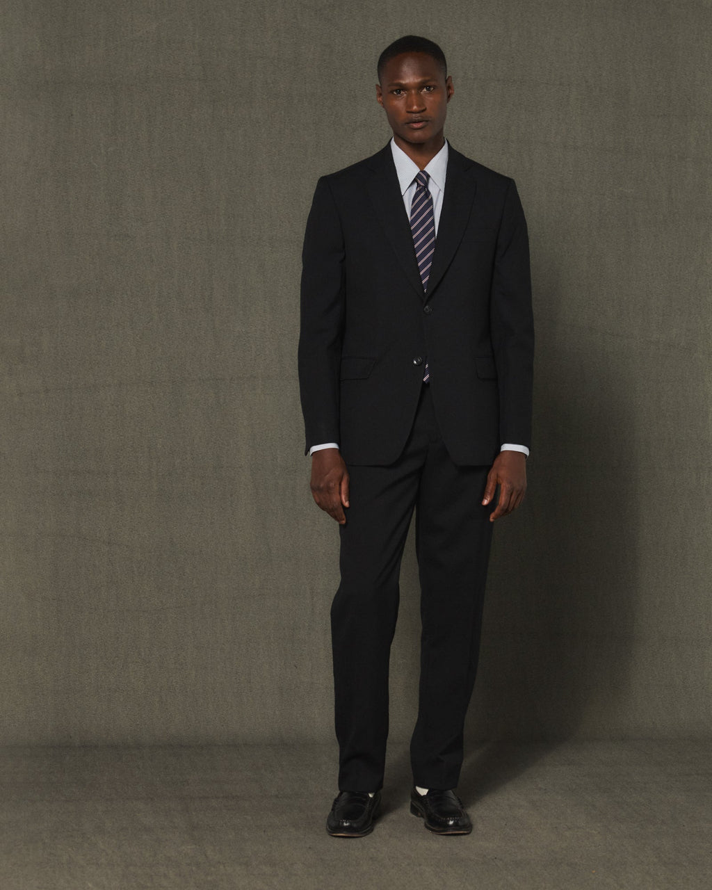 Costume en flanelle de laine noire