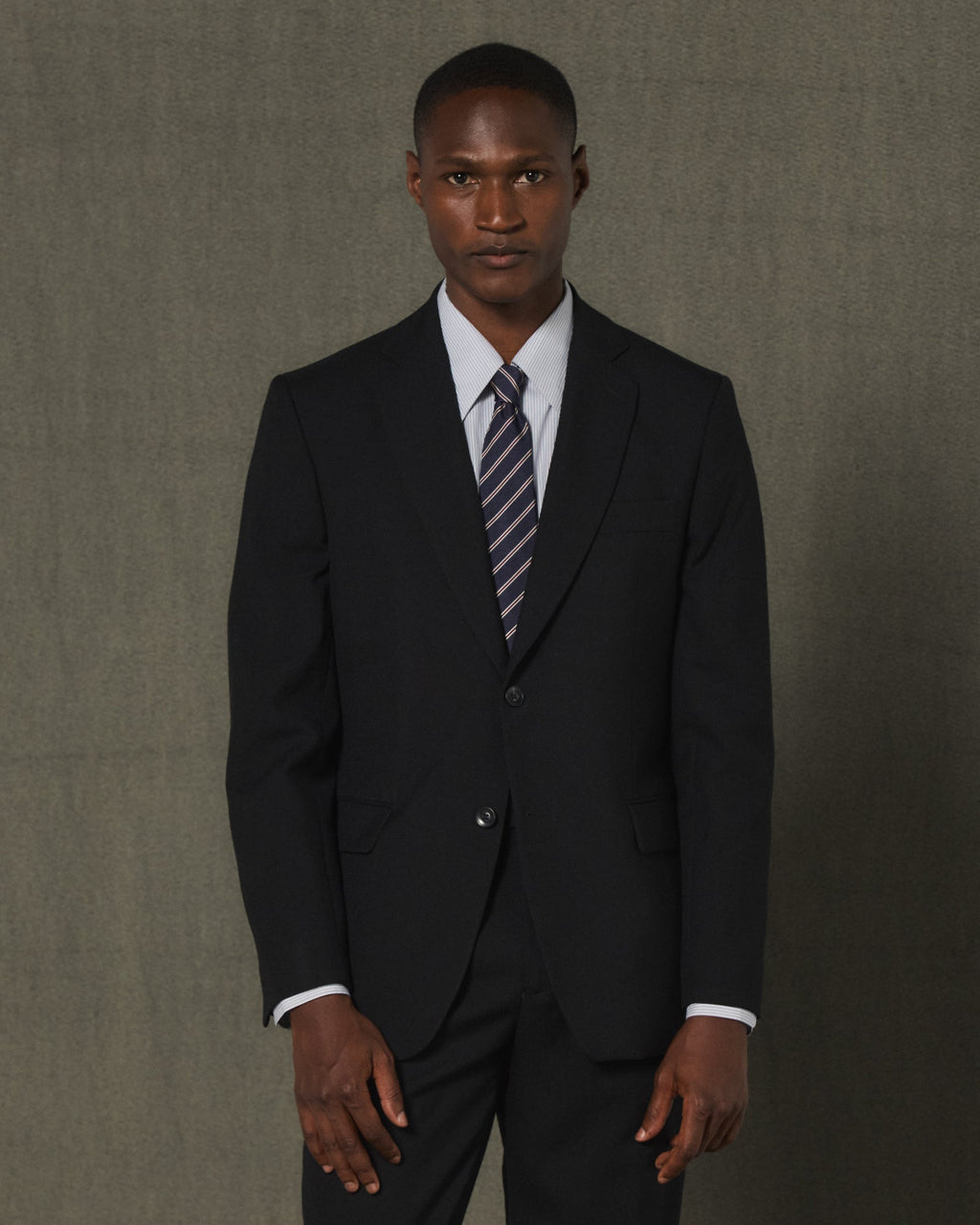 Costume en flanelle de laine noire