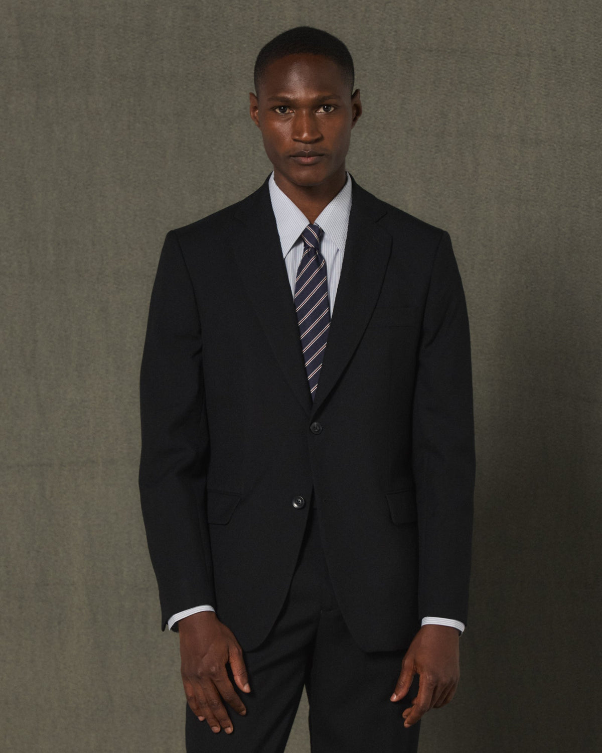 Costume en flanelle de laine noire