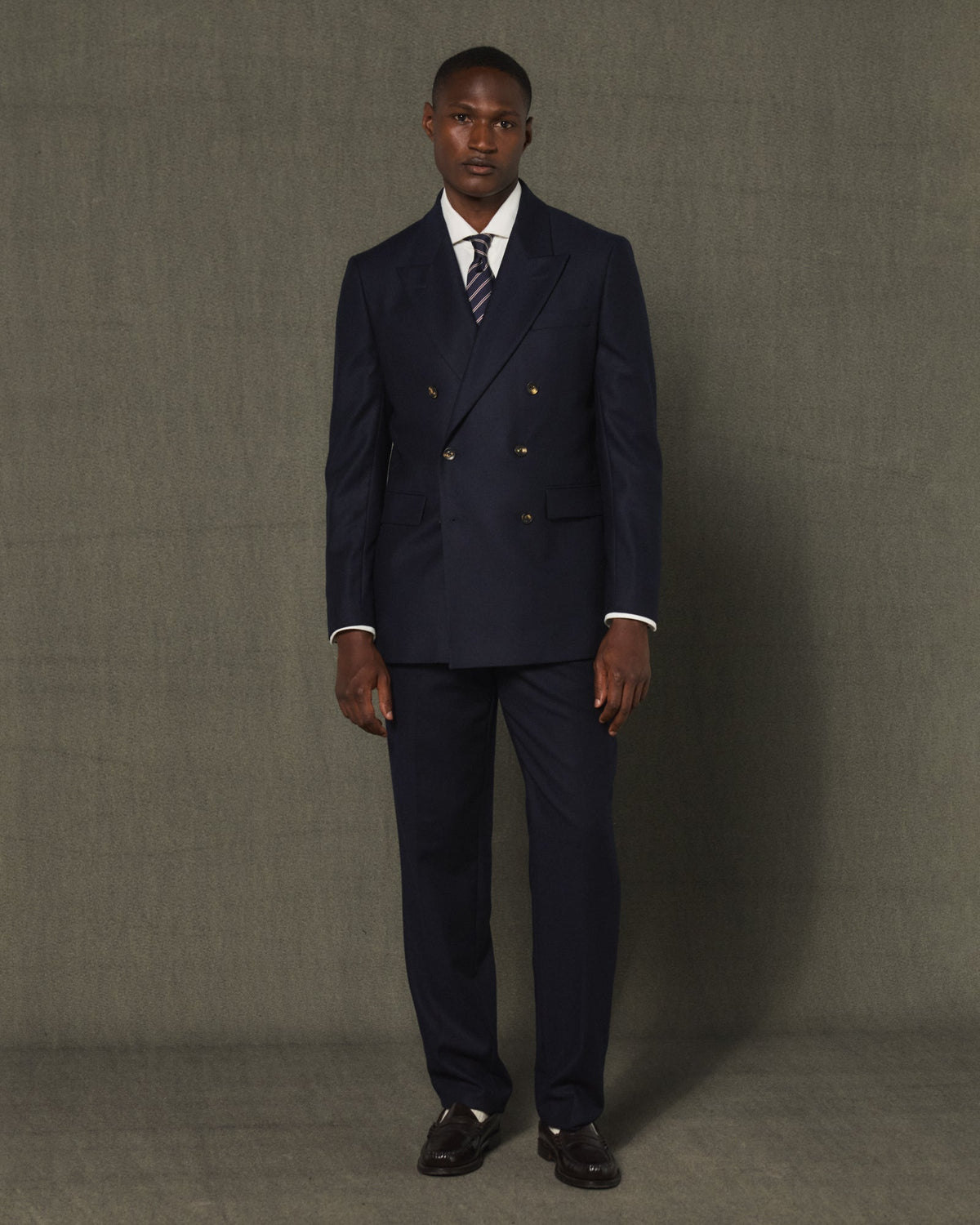 Costume croisé en flanelle de laine marine