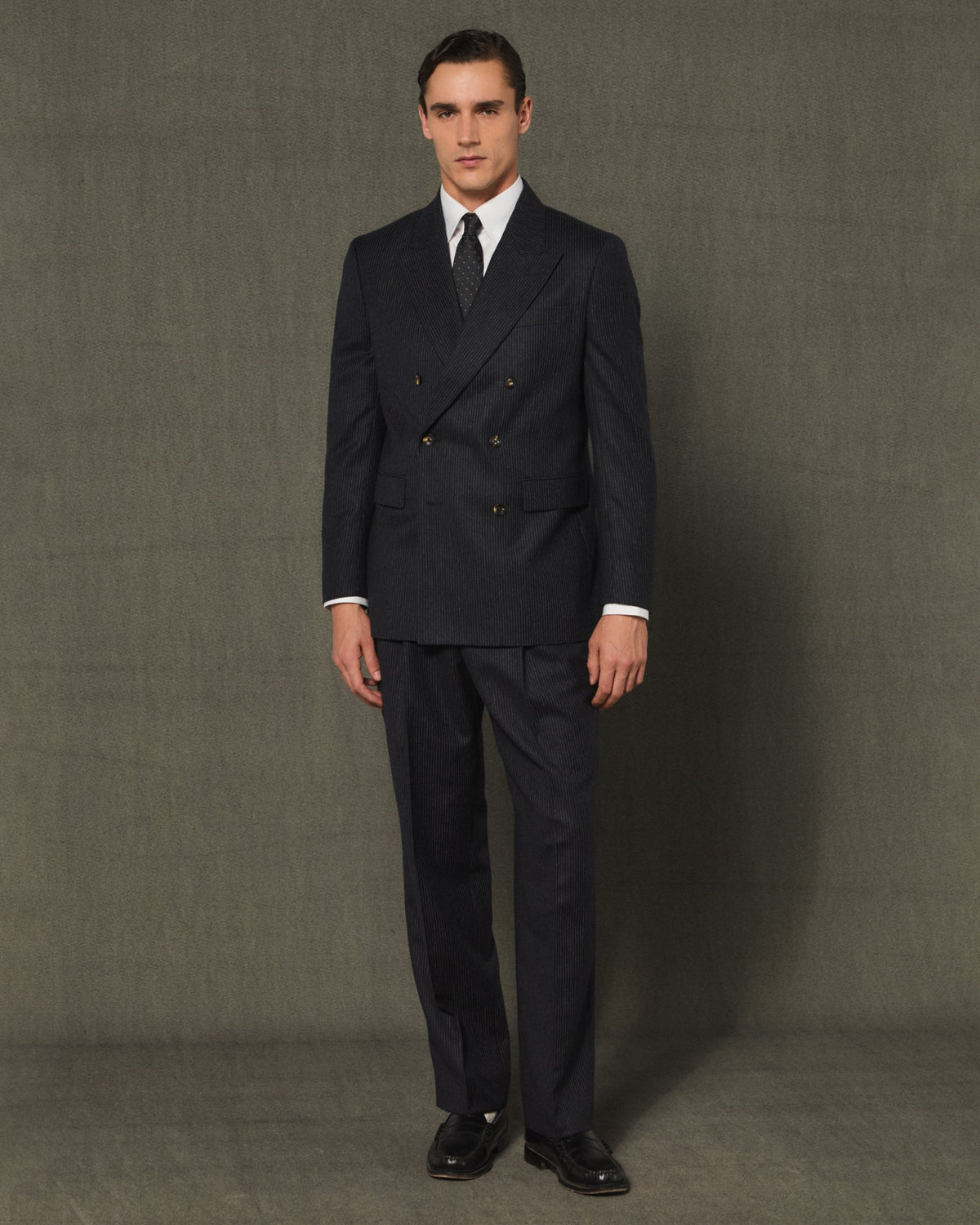 Costume croisé en flanelle de laine marine rayée