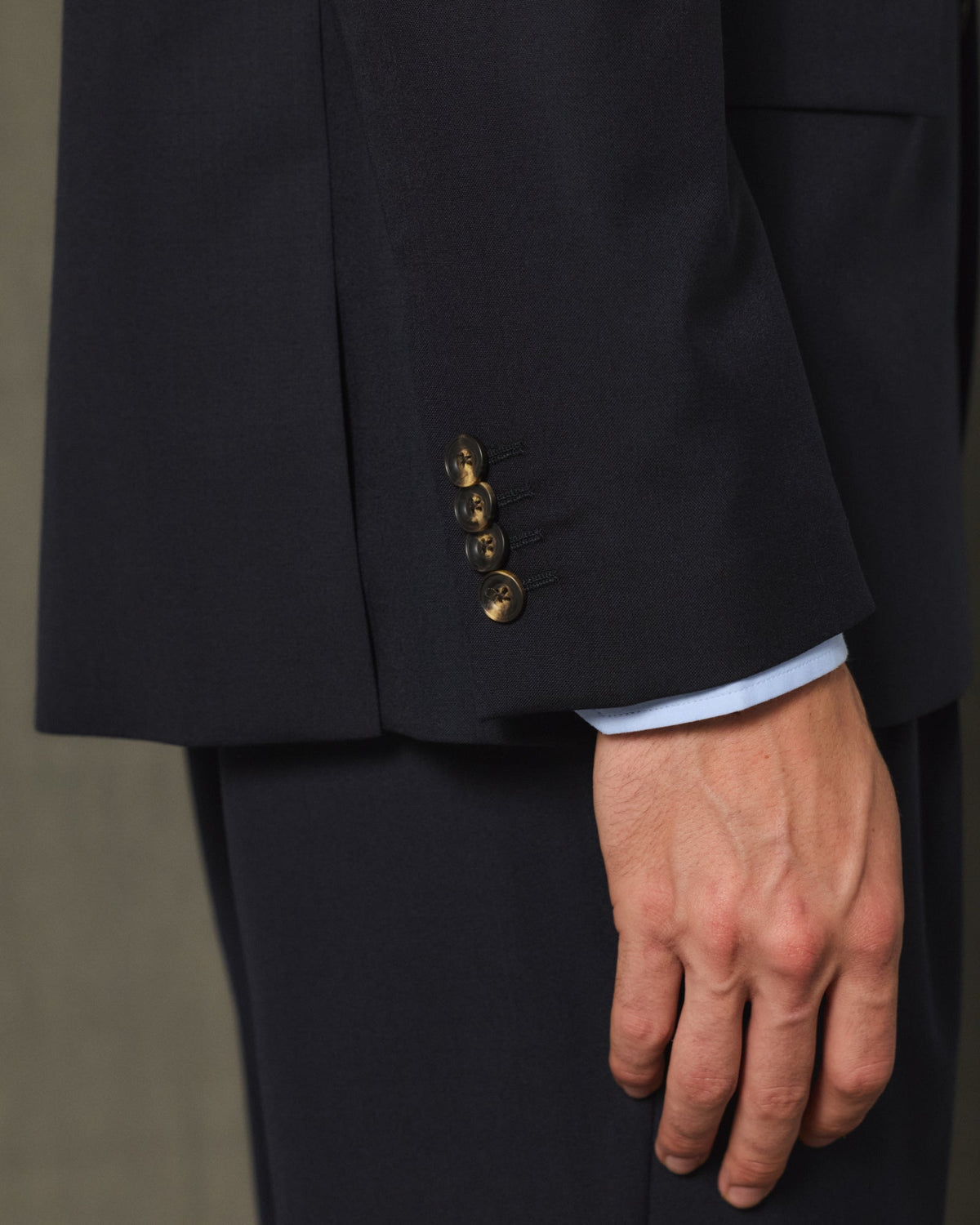 Costume formel en laine marine, pantalon à pinces