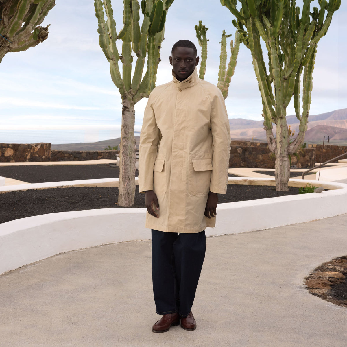 Manteau imperméable en coton cire beige
