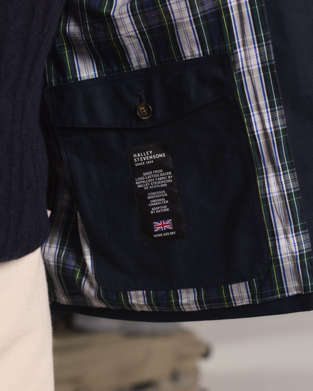 Blouson en coton ciré bleu