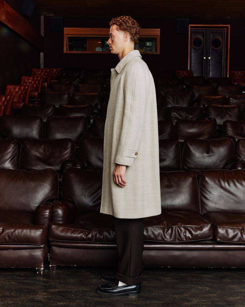 Manteau Balmacaan en laine vierge chevrons écru