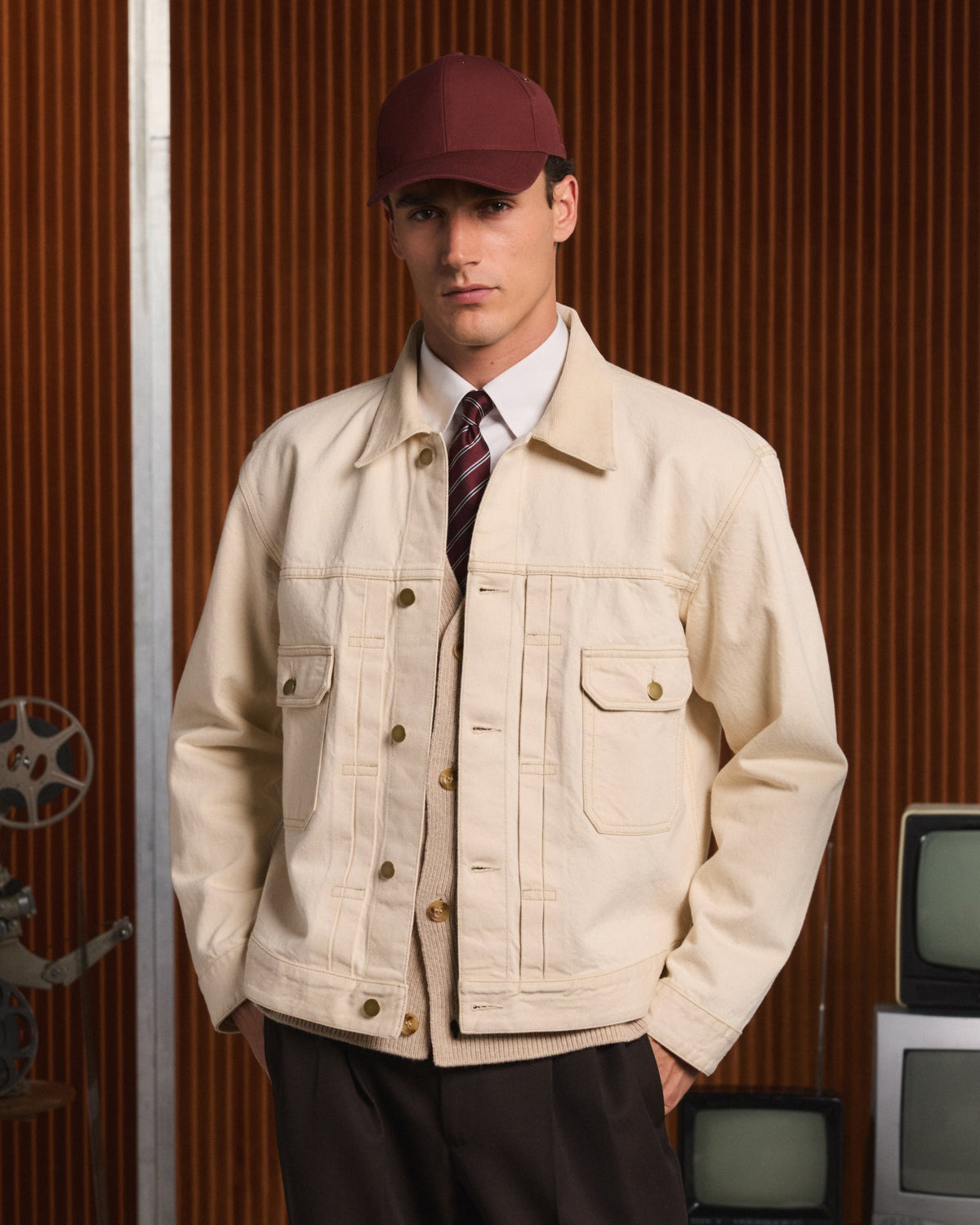 Veste en jean écrue col velours type II