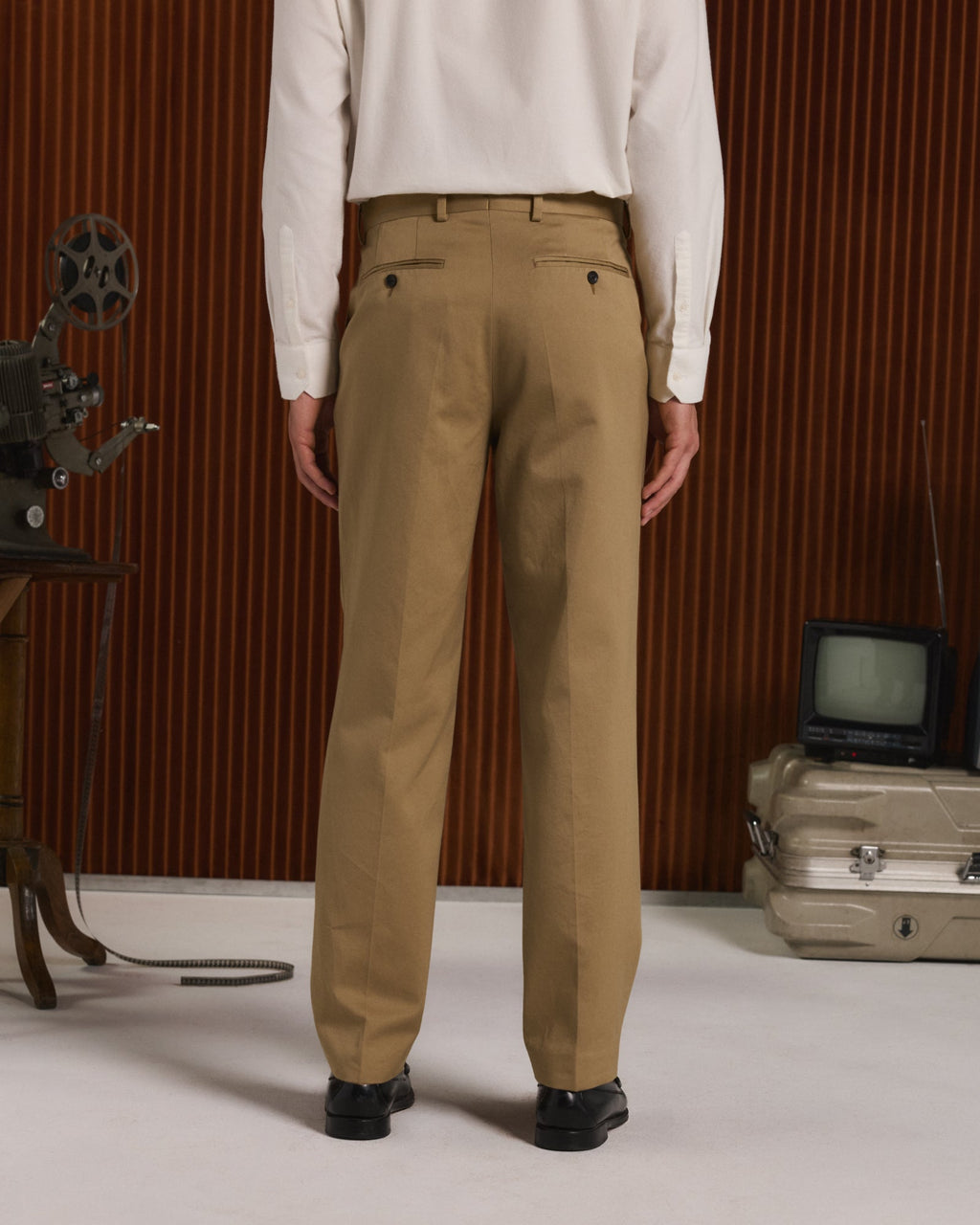 Pantalon à double plis en coton beige