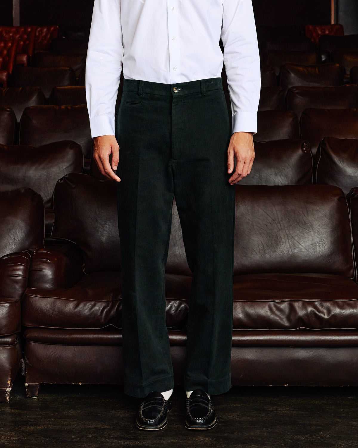 Pantalon jambe large en moleskine de coton vert