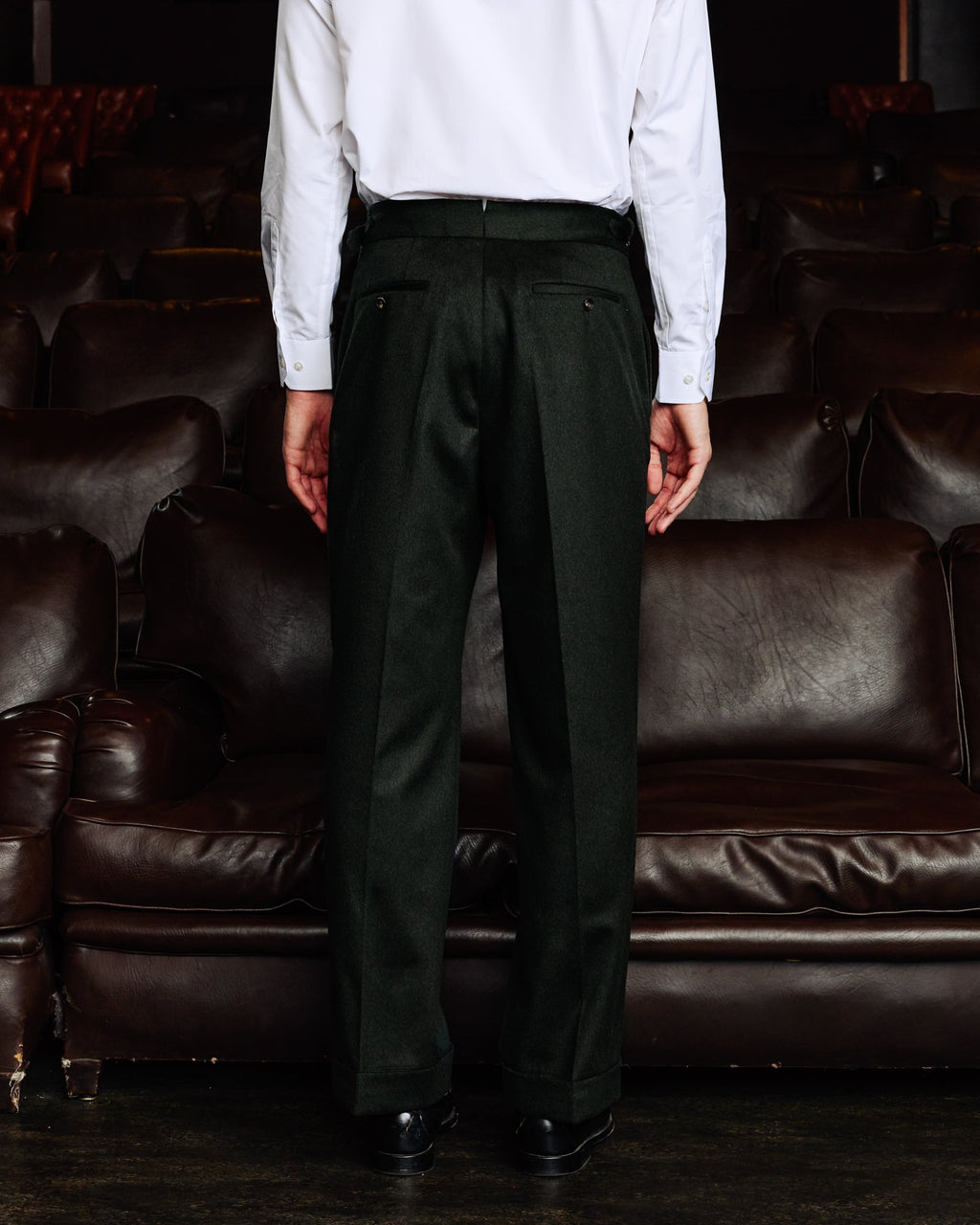 Pantalon à pinces en laine Loden vert