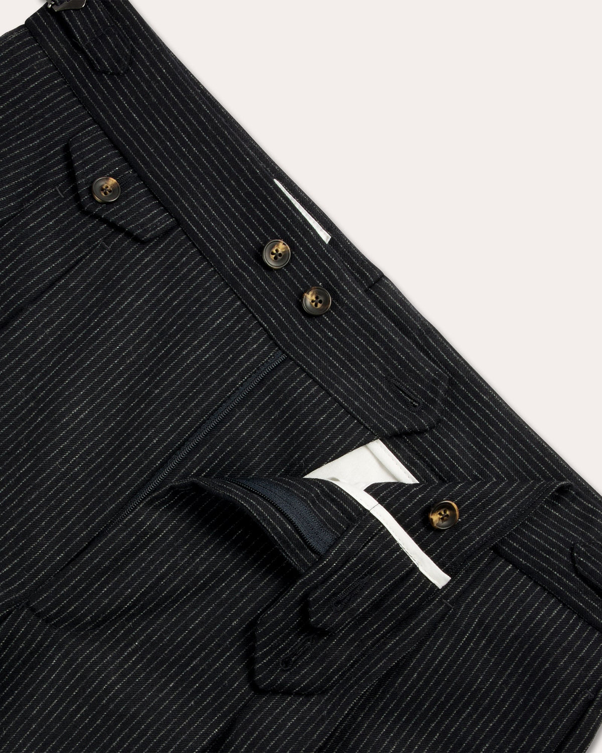 Costume croisé en flanelle de laine marine rayée