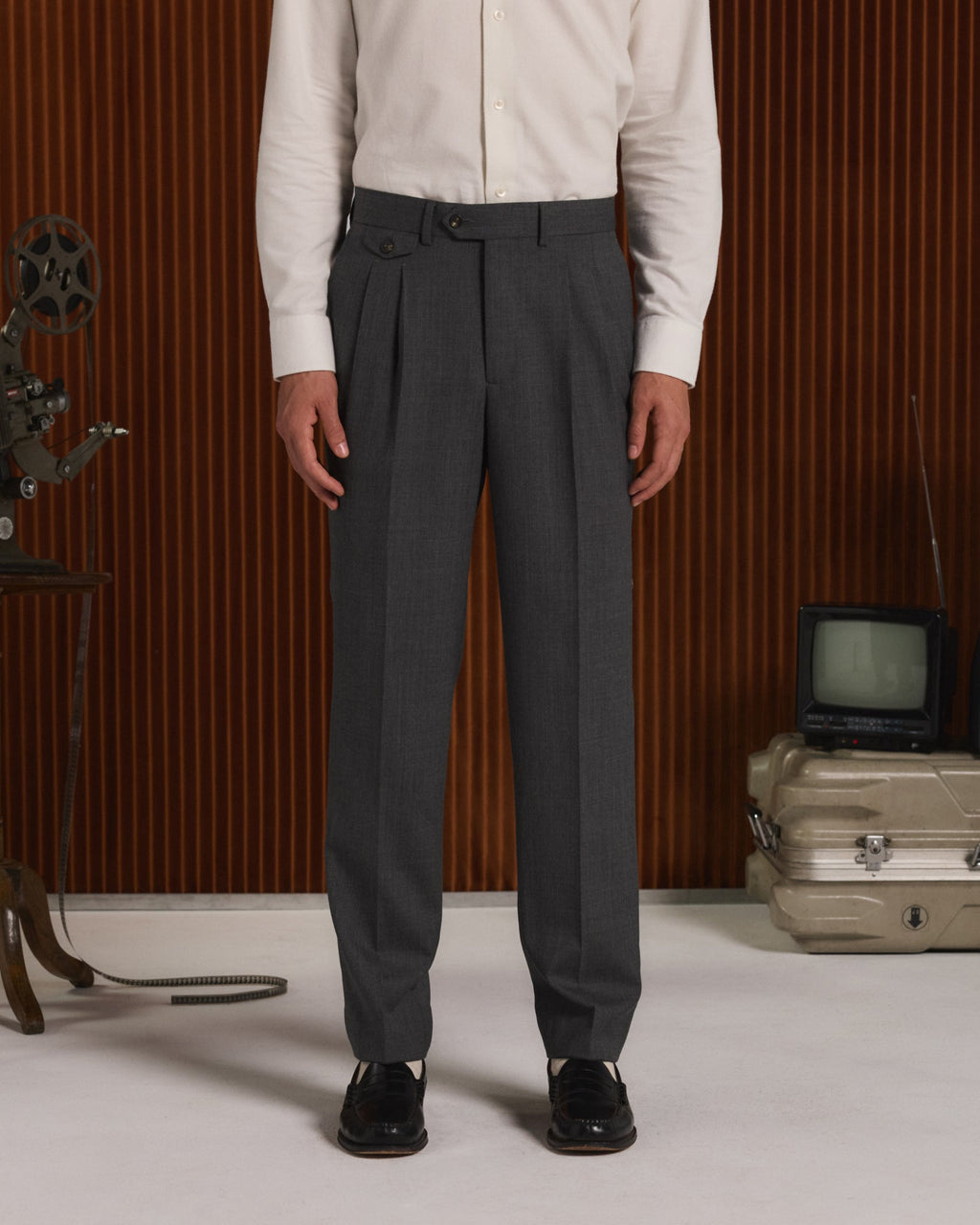 Costume formel en laine gris anthracite
