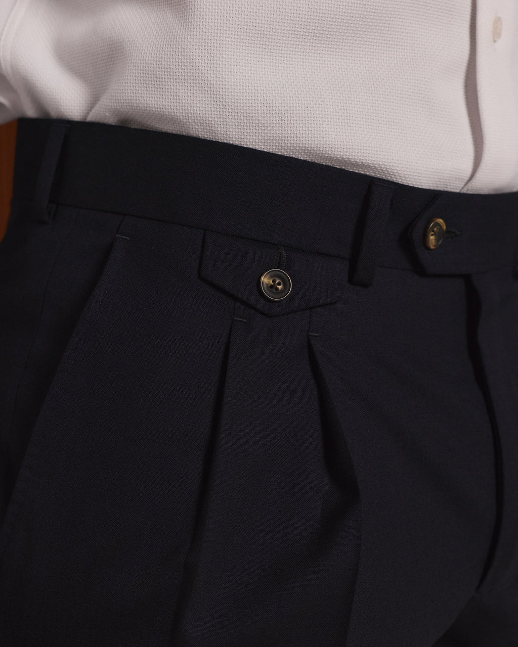 Costume formel en laine marine, pantalon à pinces