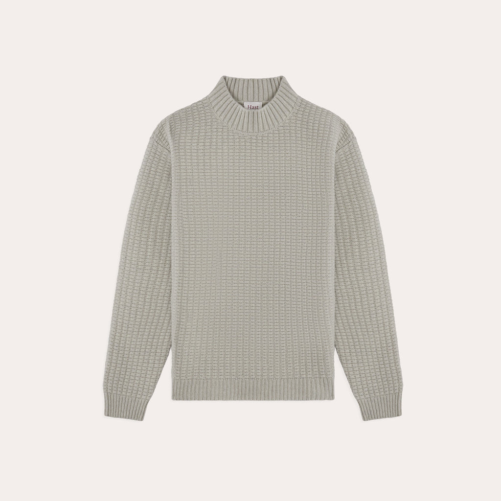 Pull col cheminée en laine mérinos gris clair