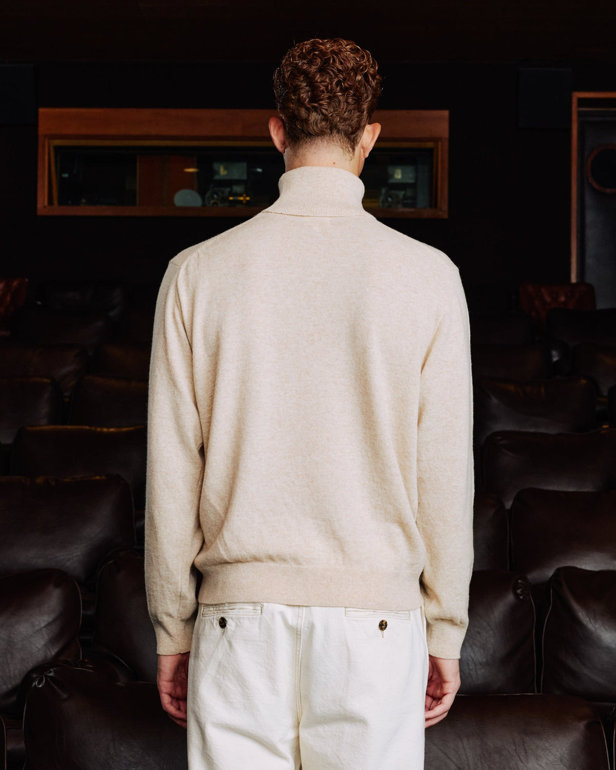 Pull col roulé en laine extrafine beige