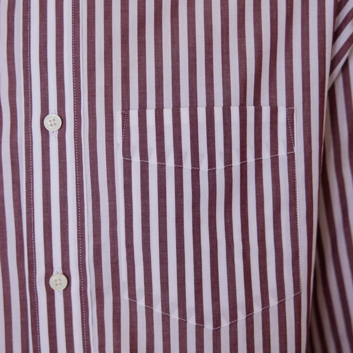 Chemise à rayures bordeaux en coton