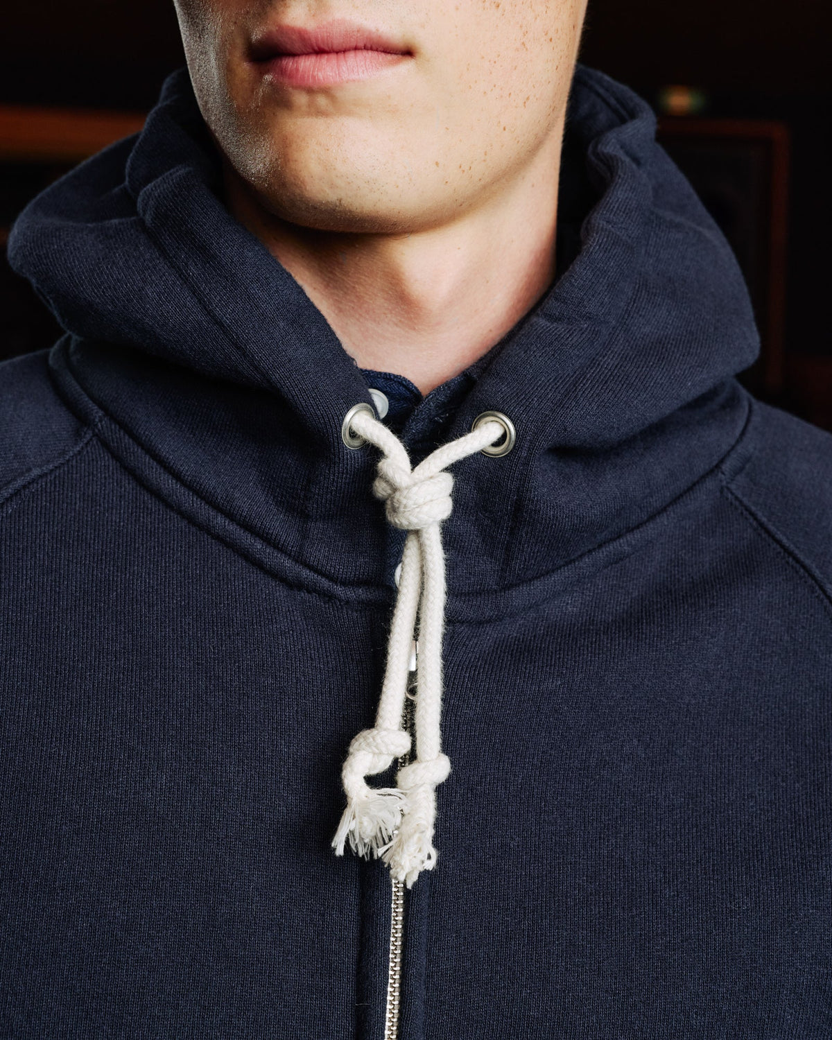 Sweat à capuche zippé marine
