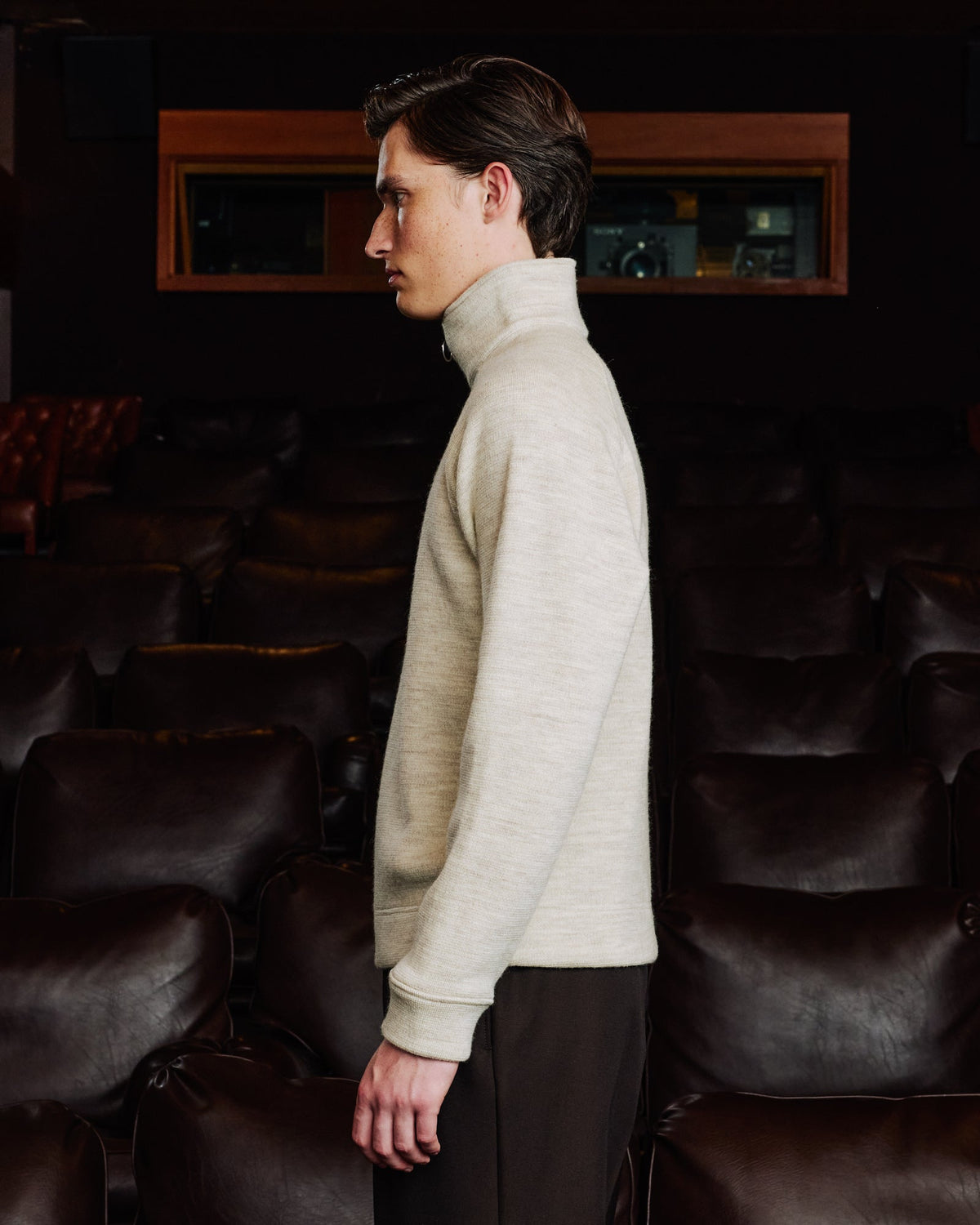 Sweat à col zippé en laine point milano écru