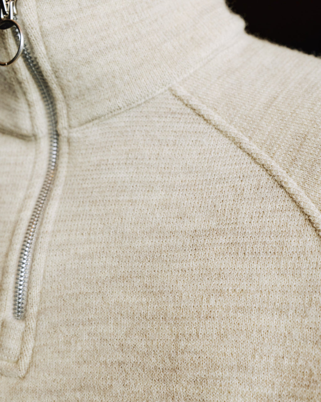 Sweat à col zippé en laine point milano écru
