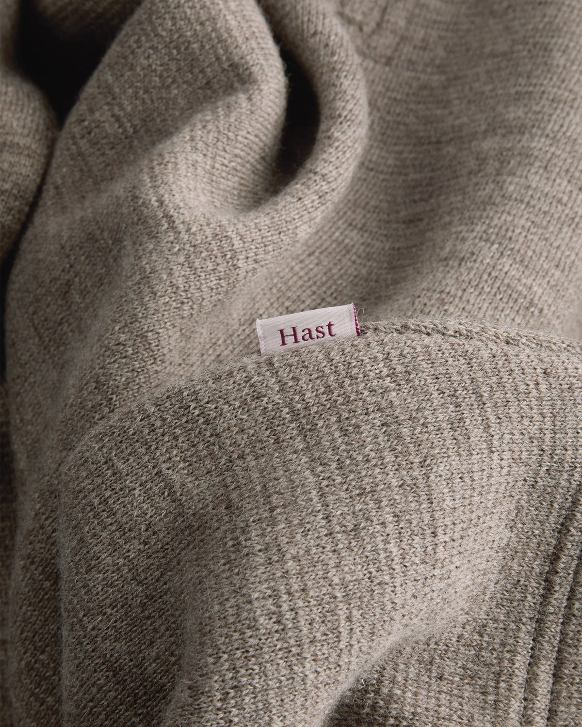 Sweat à col zippé en laine point milano marron