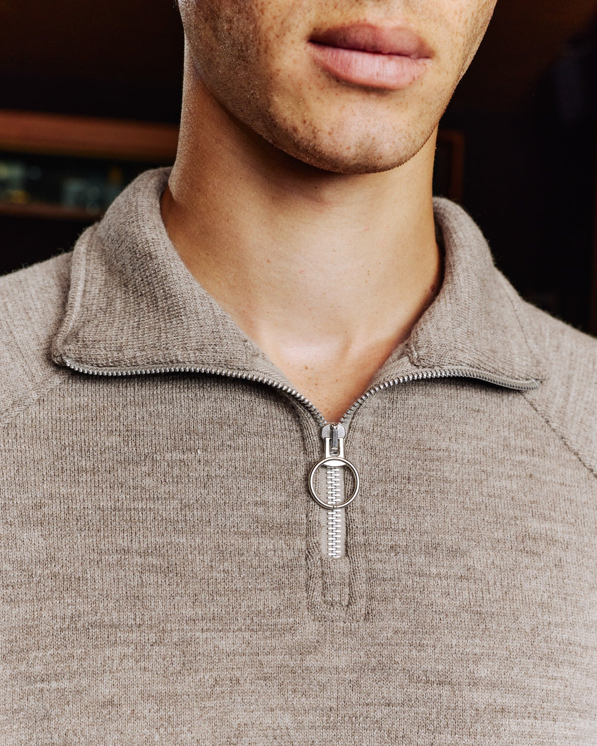 Sweat à col zippé en laine point milano marron