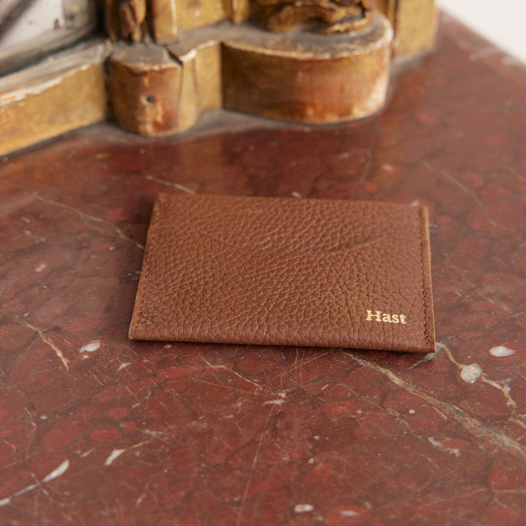 Porte-cartes marron en cuir grainé